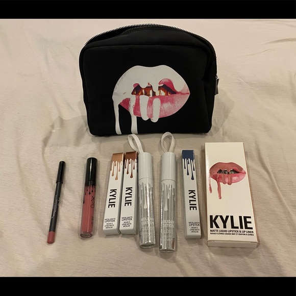 Lot of Kylie makeup.